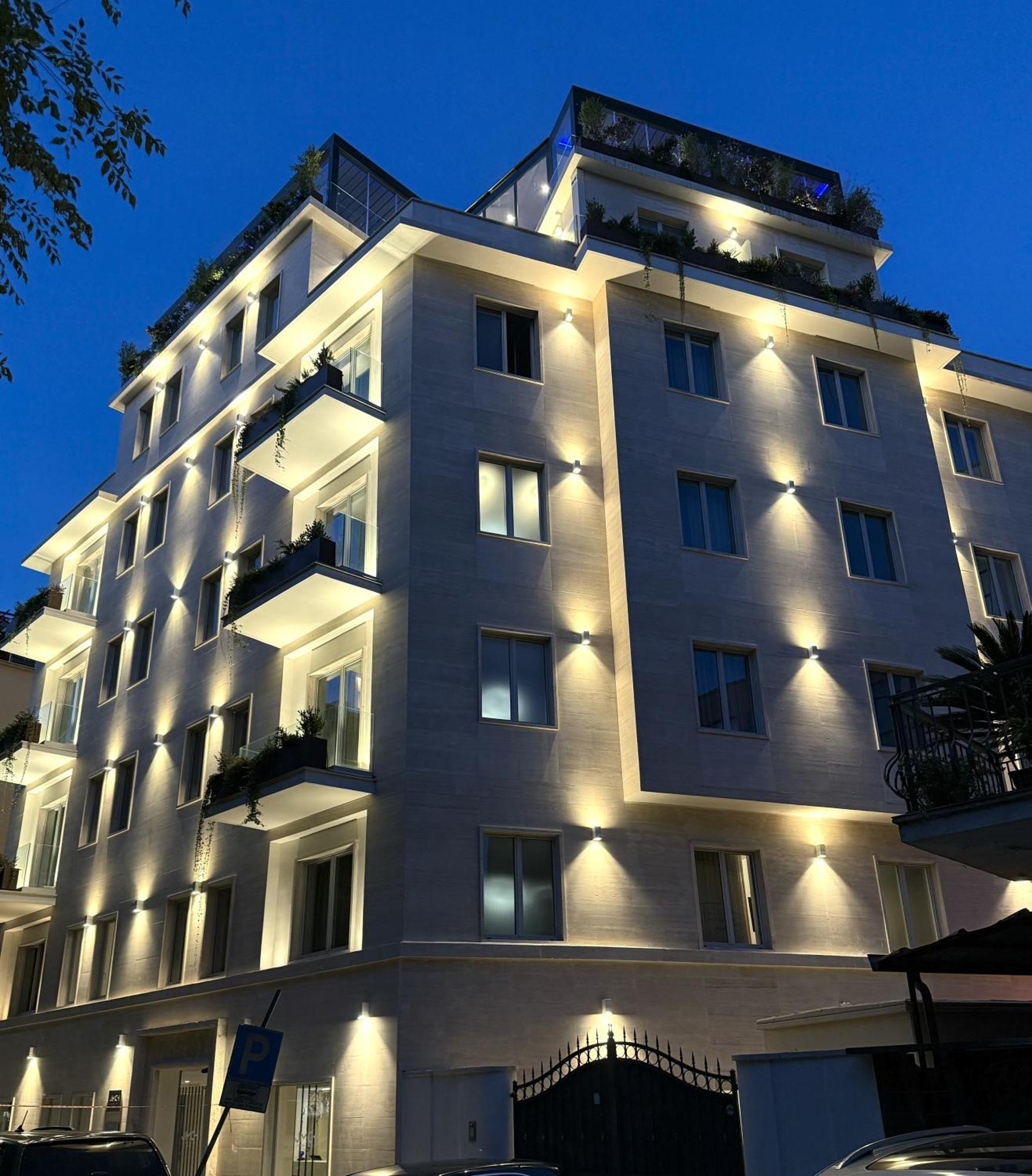 J Maluni City Hotel Roma Esterno foto